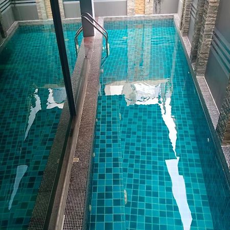 J Residence Thonglor 8 Bangkok Esterno foto