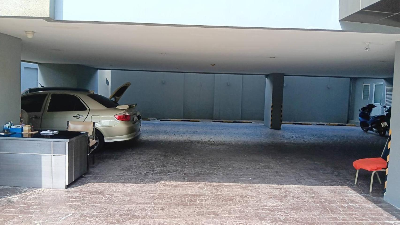 J Residence Thonglor 8 Bangkok Esterno foto