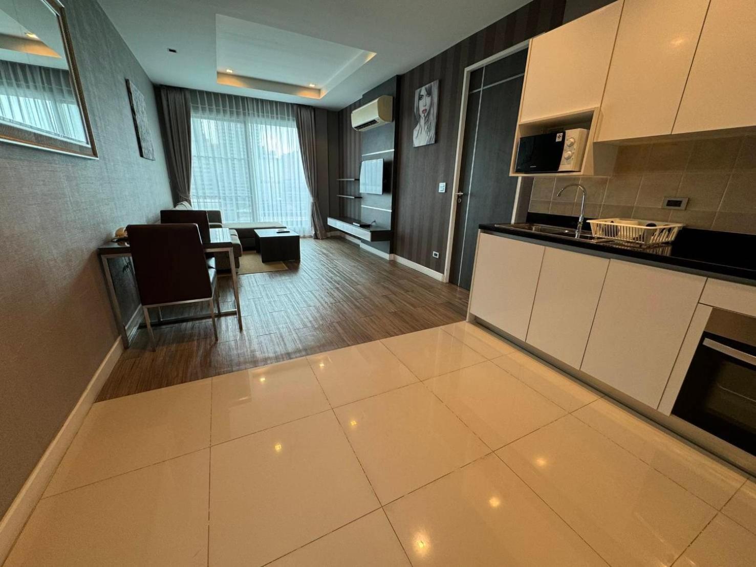 J Residence Thonglor 8 Bangkok Esterno foto