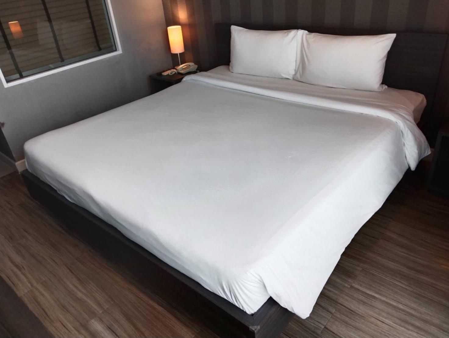 J Residence Thonglor 8 Bangkok Esterno foto